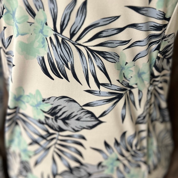 Tommy Bahama Golf Stretch Tropical Print 1/3 Zip - Size S/P - Picture 10 of 14